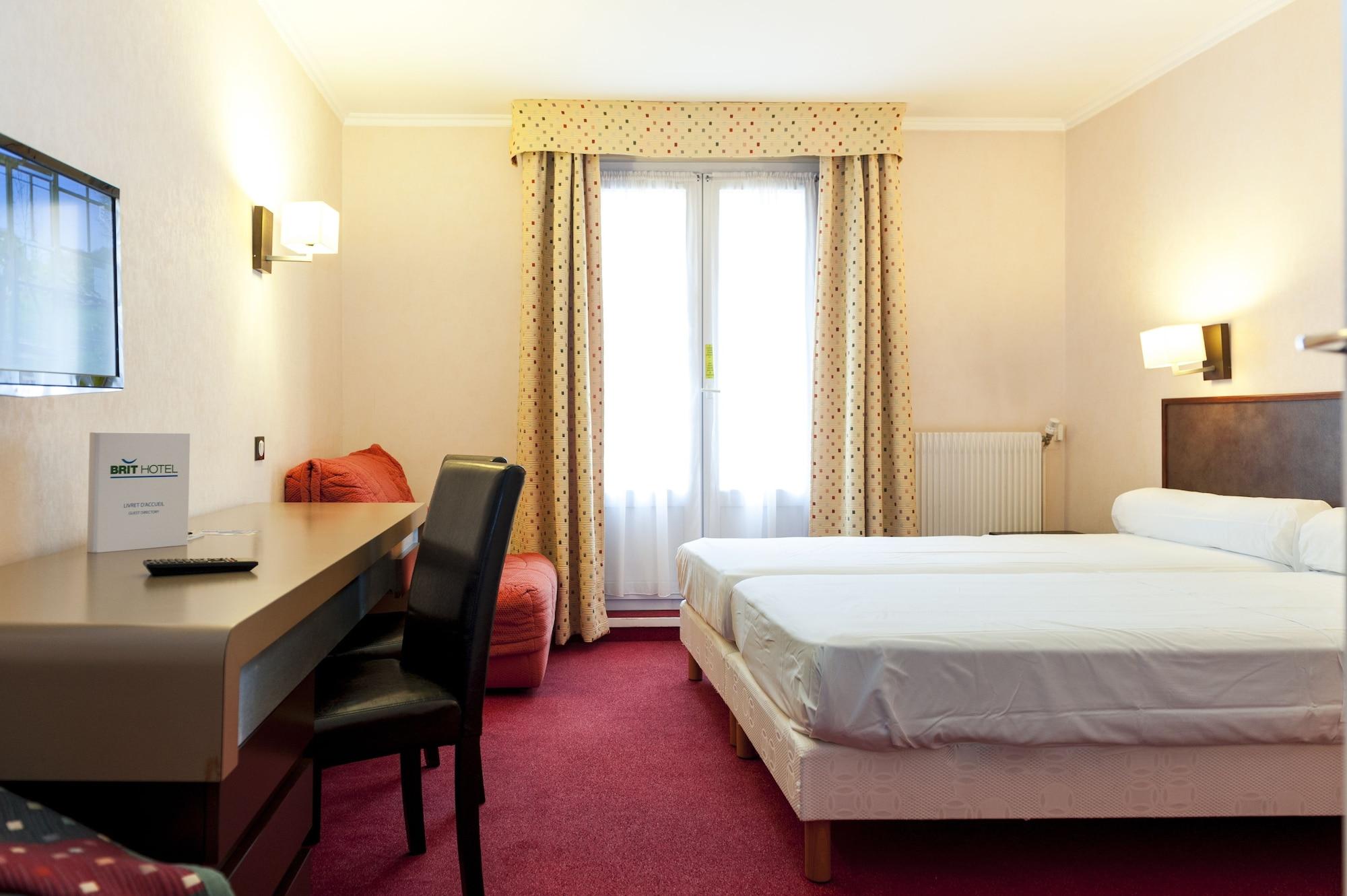 Brit Hotel Cahors - Le France Екстер'єр фото